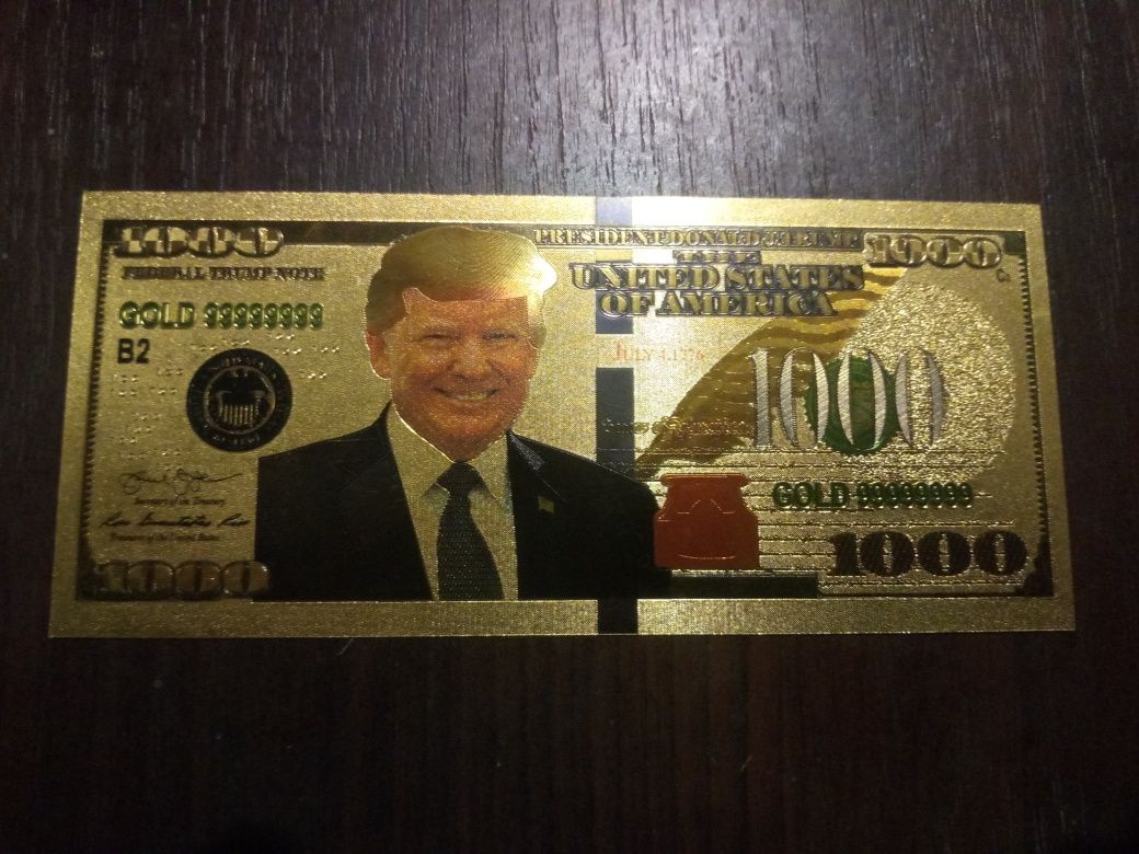 100 Долларов золотая фольга