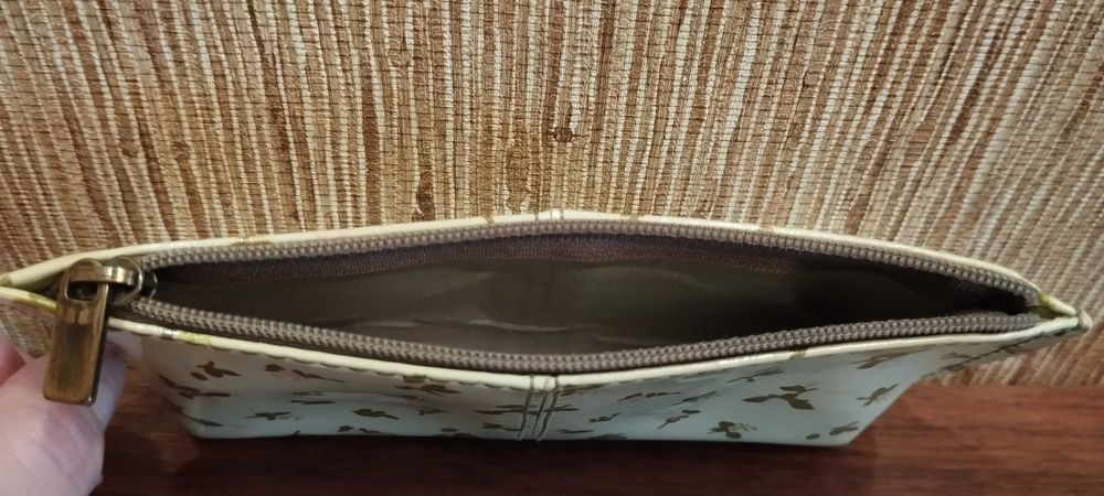 Косметичка VIF (розмір 16,5*8*3,5) натуральна лакована шкіра