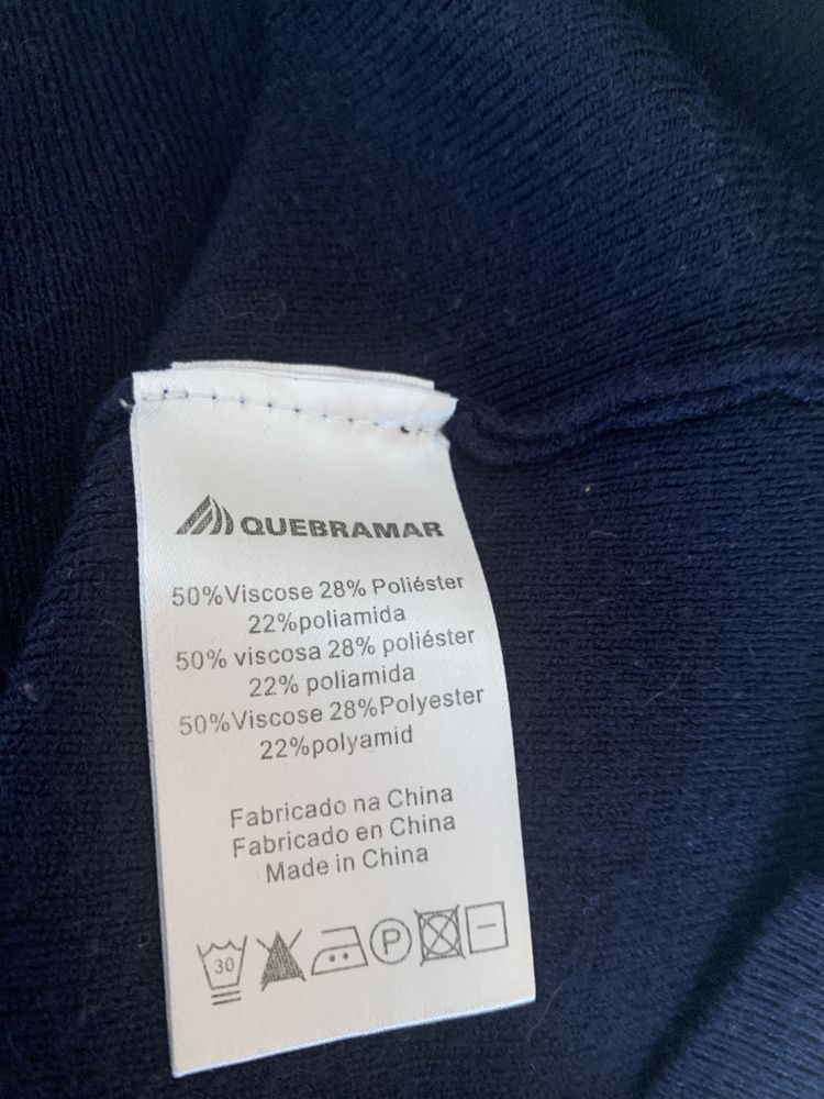 Camisola azul escura de malha da Quebramar