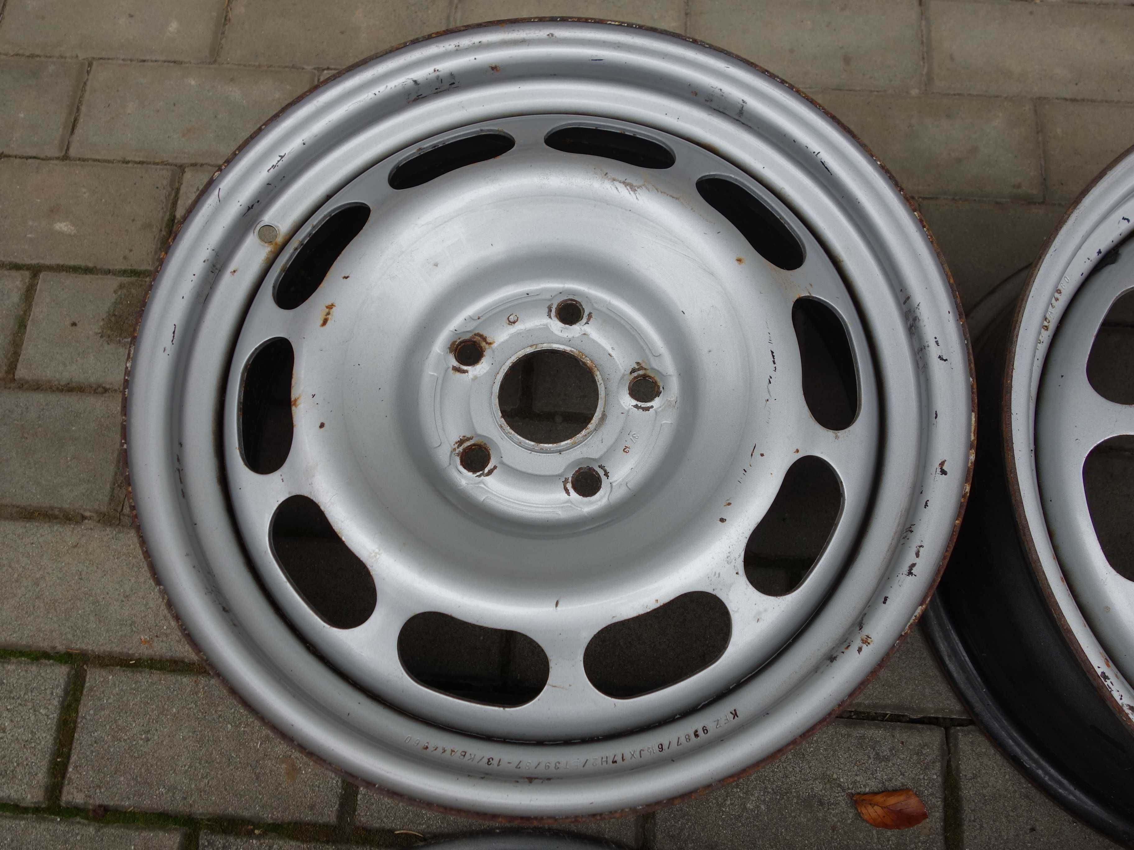 Felgi Stalowe TOYOTA CH-R RAV-4 AURIS Corolla Verso Cross 17''