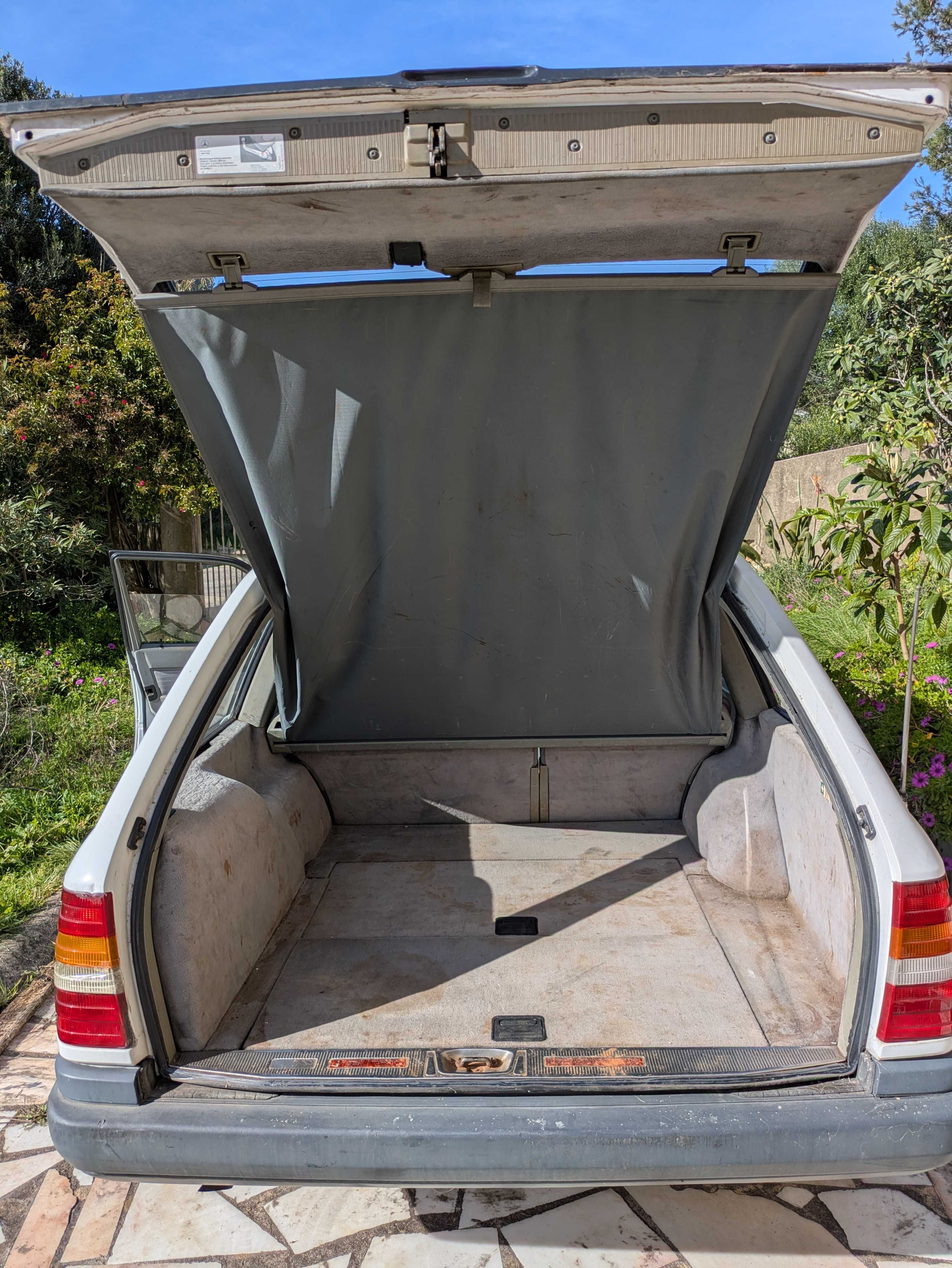 Mercedez-Benz 200TD (carrinha) 1987