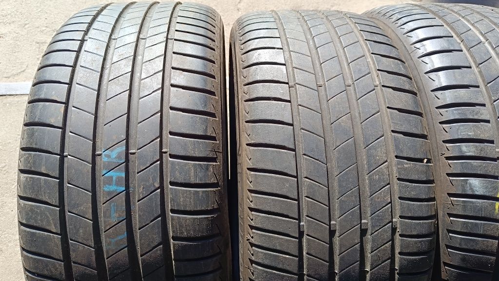 4x Bridgestone 245/40/19 96W Turanza T005