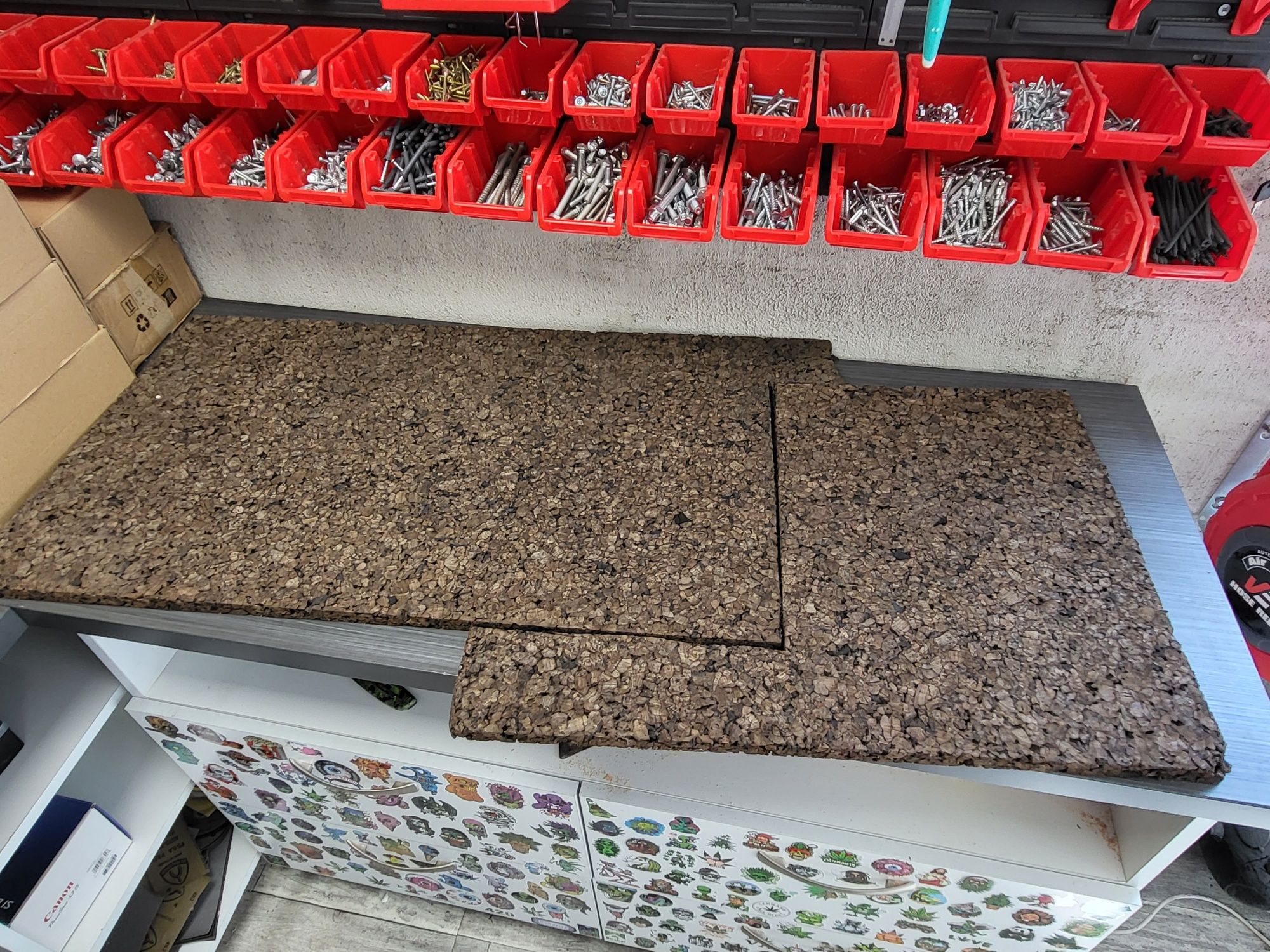 Korek dekoracyjny do terrarium ścianka 123cm x 50cm