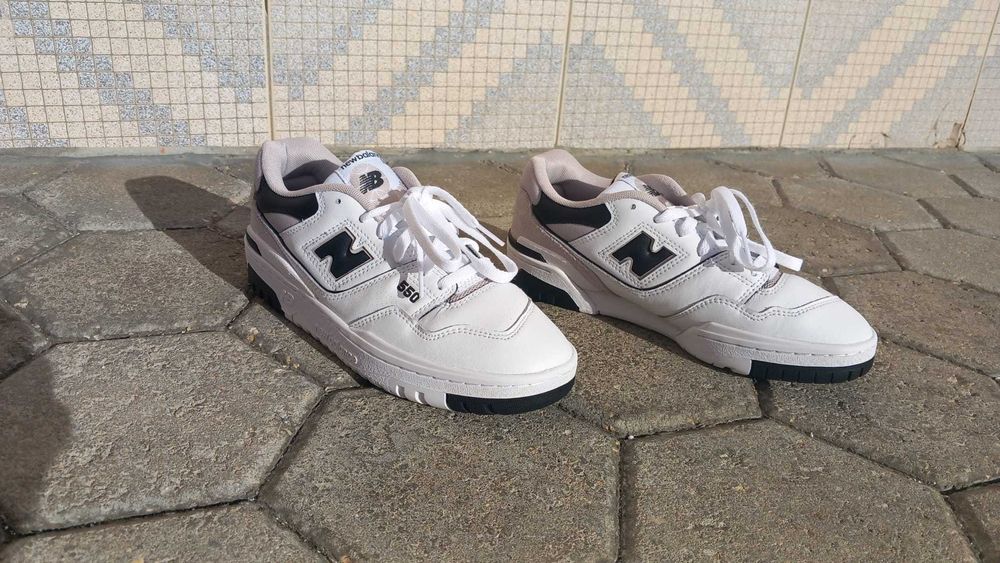 New Balance  550