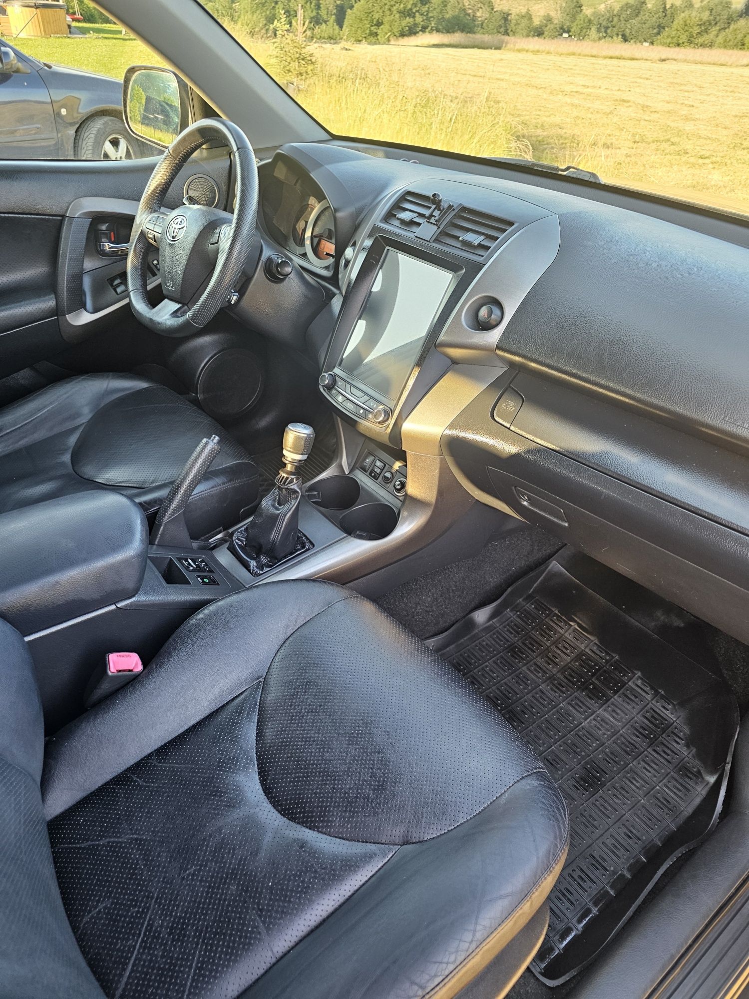 Toyota Rav4 2009 r. 2,2 D4D