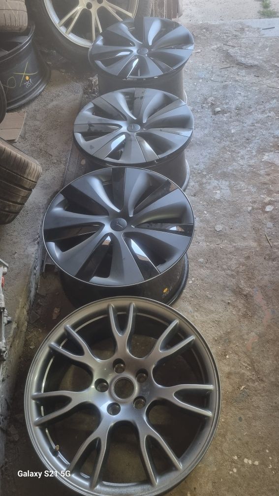 Tesla model s (тэсла модел s) диски r 19
