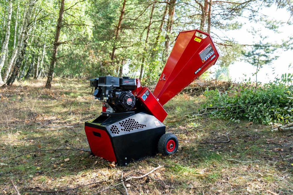 Rozdrabniacz spalinowy REMET RS-60 === rębak do gałęzi ogrodowy