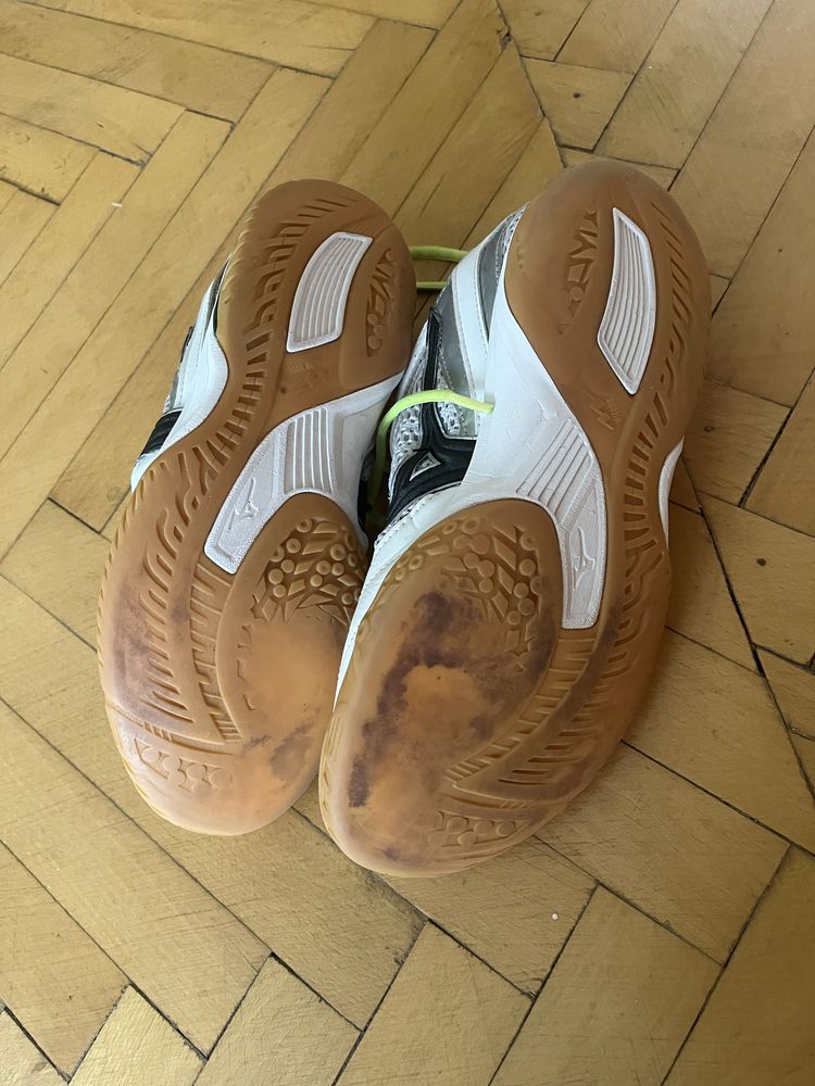 Mizuno wave drive 8