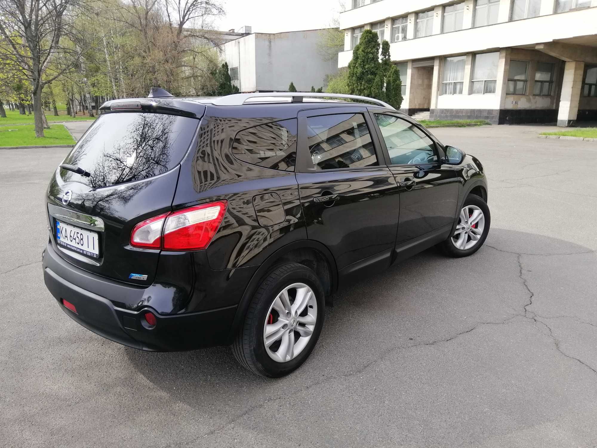 Nissan Qushqai+2