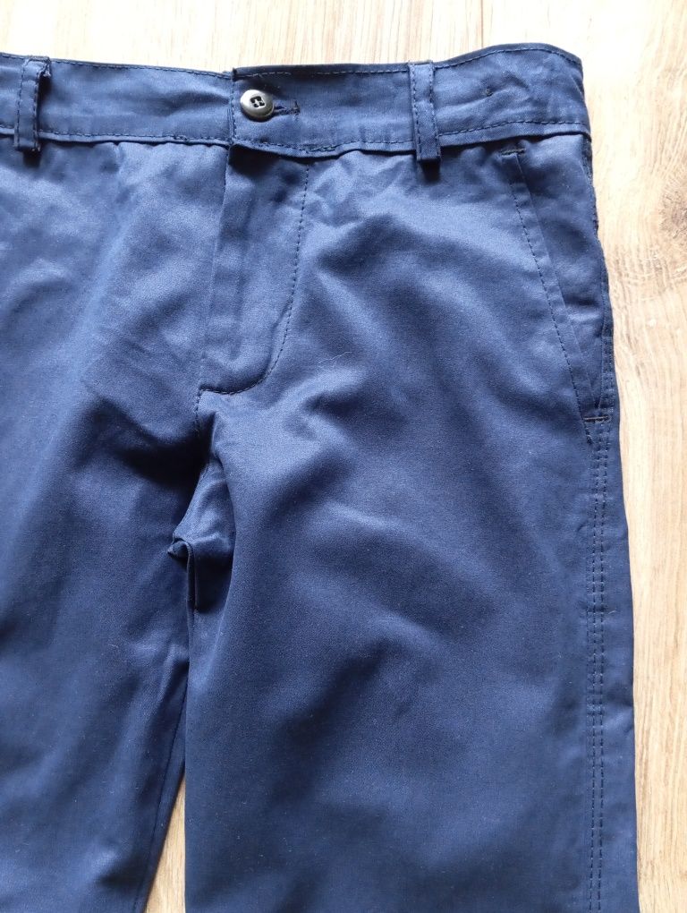 Bulut - spodnie chłopięce, rozmiar 128/134