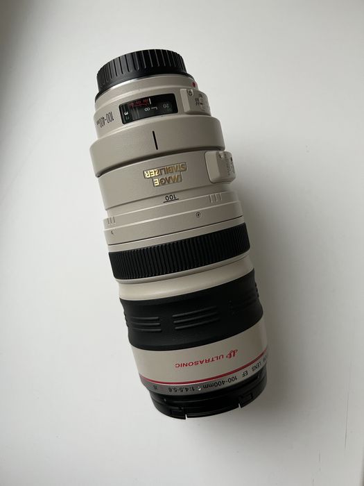 Обʼєктив Canon EF 100-400 f4.5 - 5.6 L.