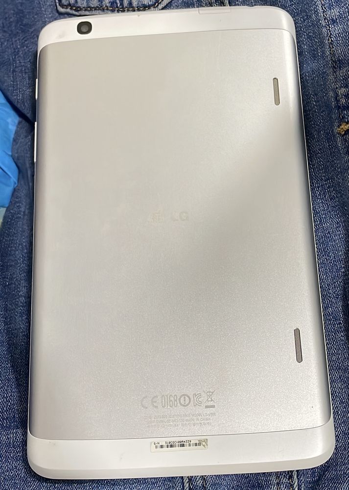 Tablet LG usado