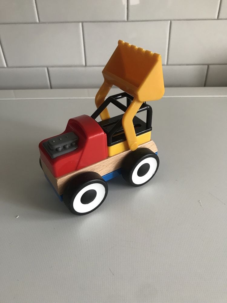 Дерев‘яні розвиваючі іграшки для маленьких Ikea піраміда машина