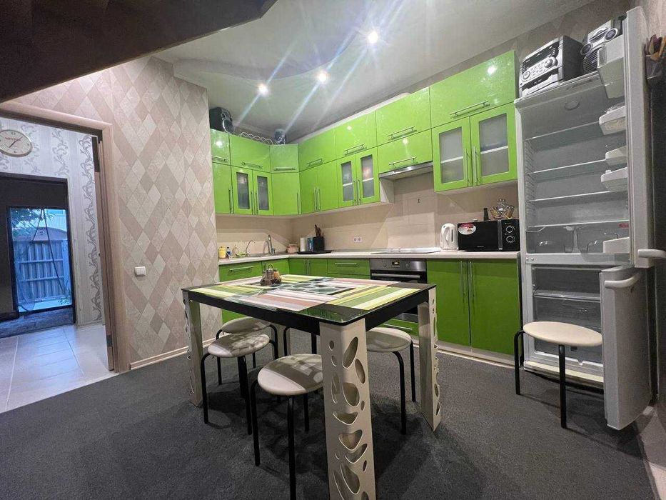 Продаж дуплекса з ремонтом та меблями. 7-9 км. від метро.