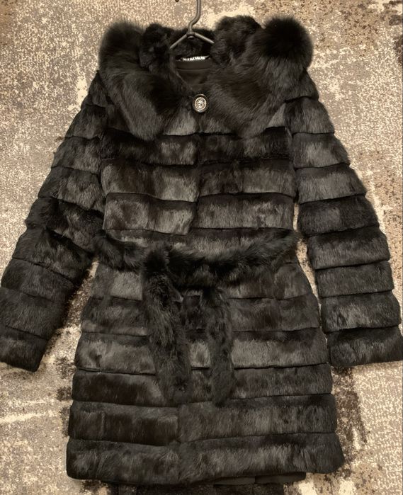 Шуба натуральна з кролика чорного кольору