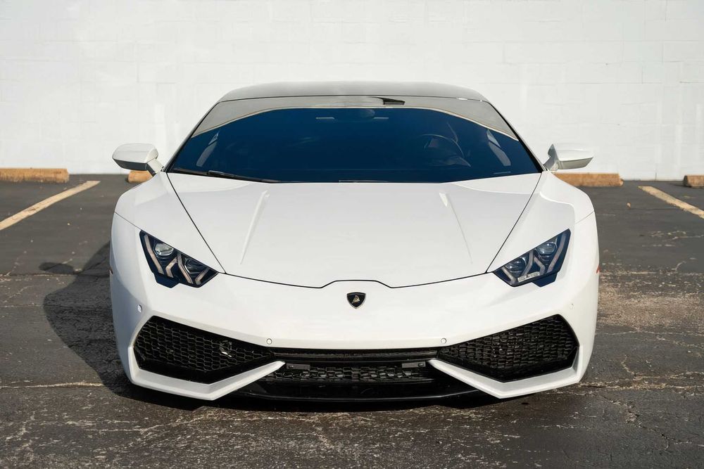 Lamborghini Huracan      2015