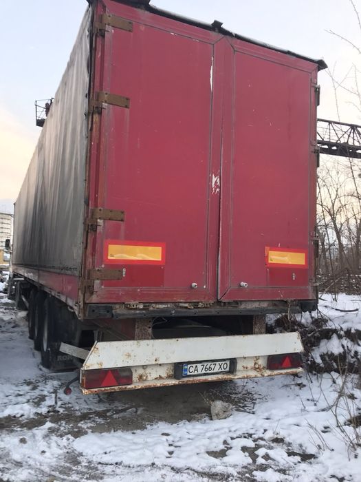 Напівпичіп Kogel бортовий тентований