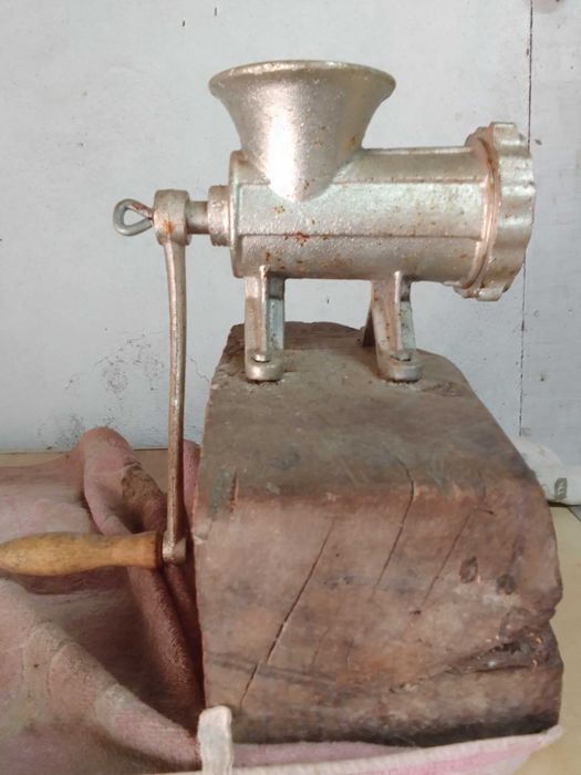 Máquina de Moer Carne/Legumes Manual 22
