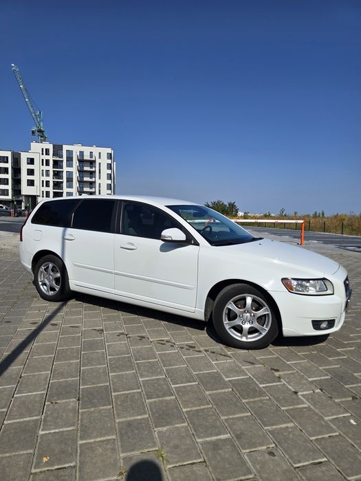 Volvo V50 2.0 D3 автомат Aisin 2012