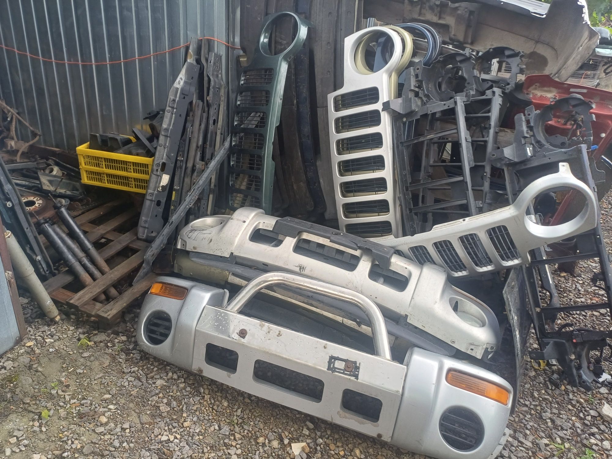 Jeep części modele XJ,ZJ,KJ,WJ,YJ,MJ