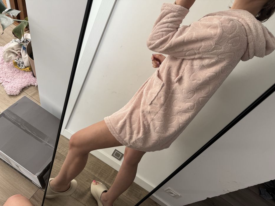 Szlafrok pudrowy róż serca primark