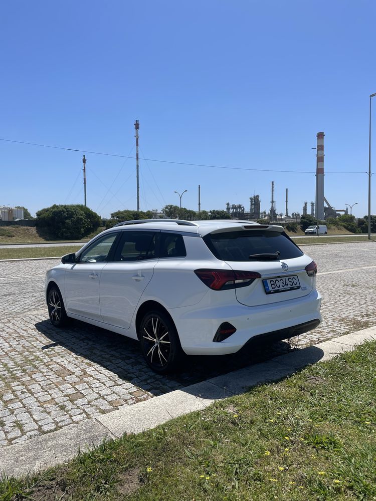 MG MG5 Luxury 51kwh
