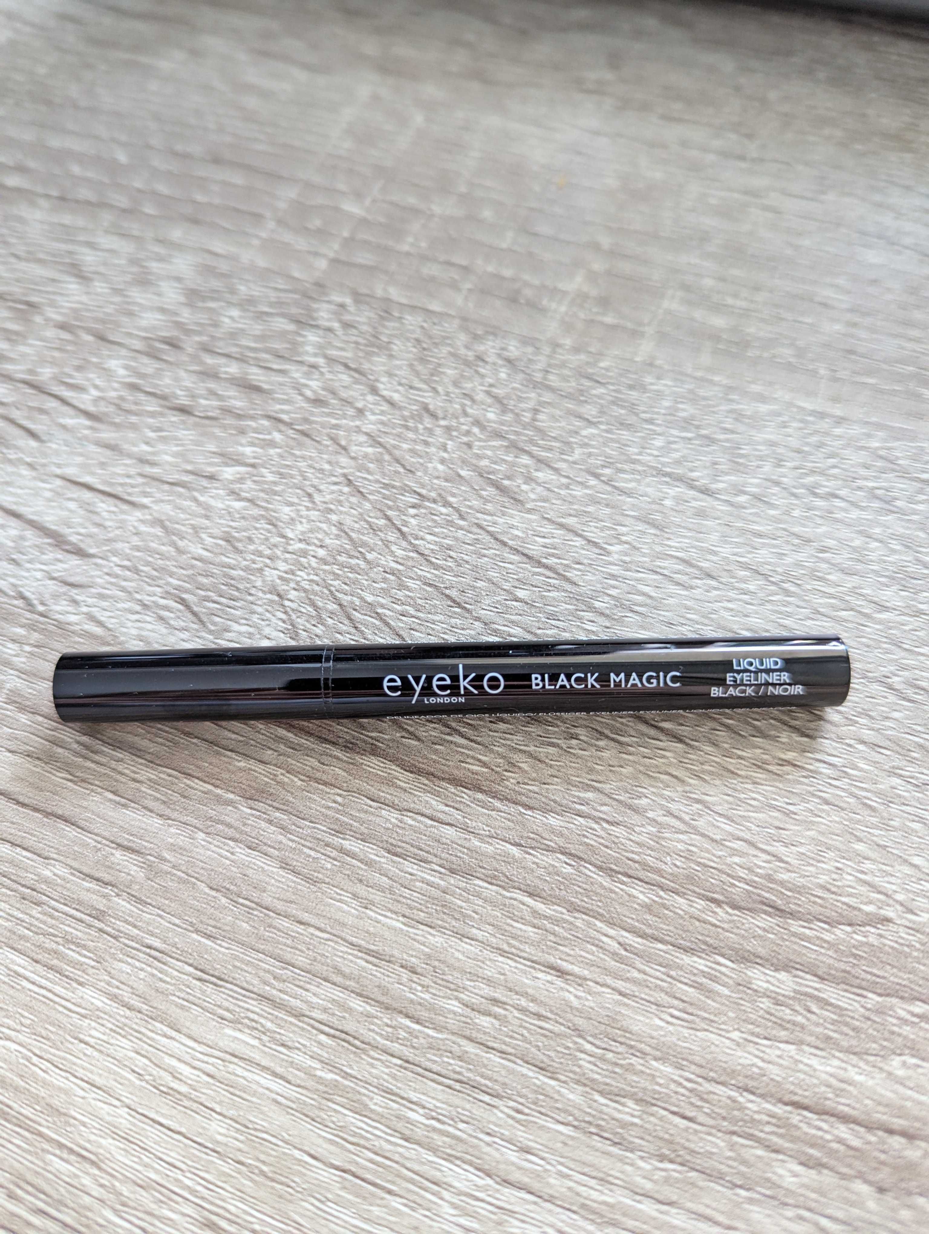 Eyeko Black Magic Liquid Eyeliner black czarny 0.3 ml