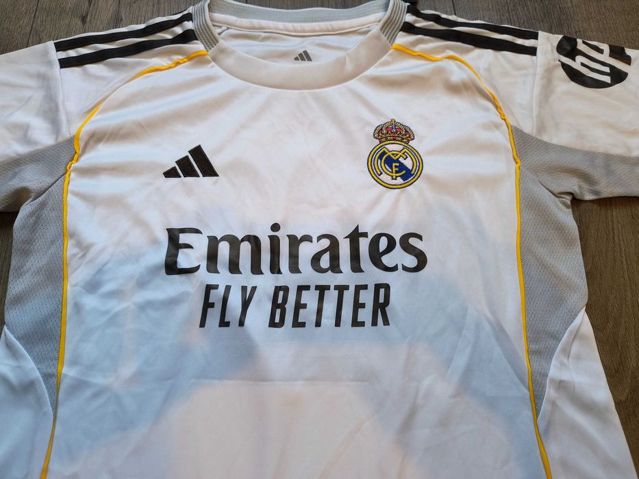 Strój dziecięcy Real Madryt 2025/26 Mbappe 10 r. na 125-135 cm