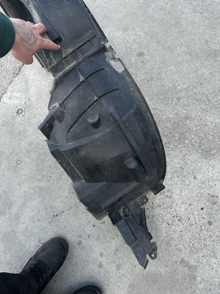 Nadkole Suzuki Swift MK7 Lewe Przednie