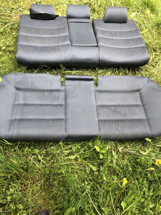 Sprzedam wnętrze tzn. Fotele i kanapa oraz boczki audi a6 c5