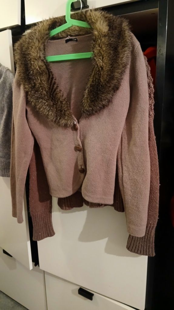 Sweter damski Nowy rozpinany z kołnierzem futro Hm r 40