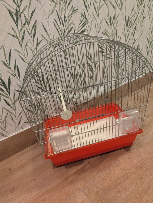 Klatka na papugi faliste
