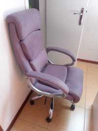 Офісне крісло з високою спинкою оббивка тканина