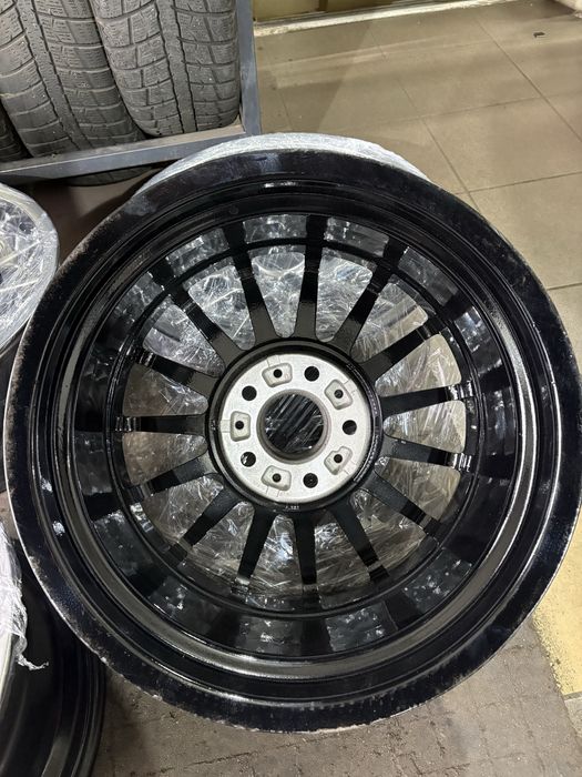 Продам оригинальные диски Бмв 32 стиль R17