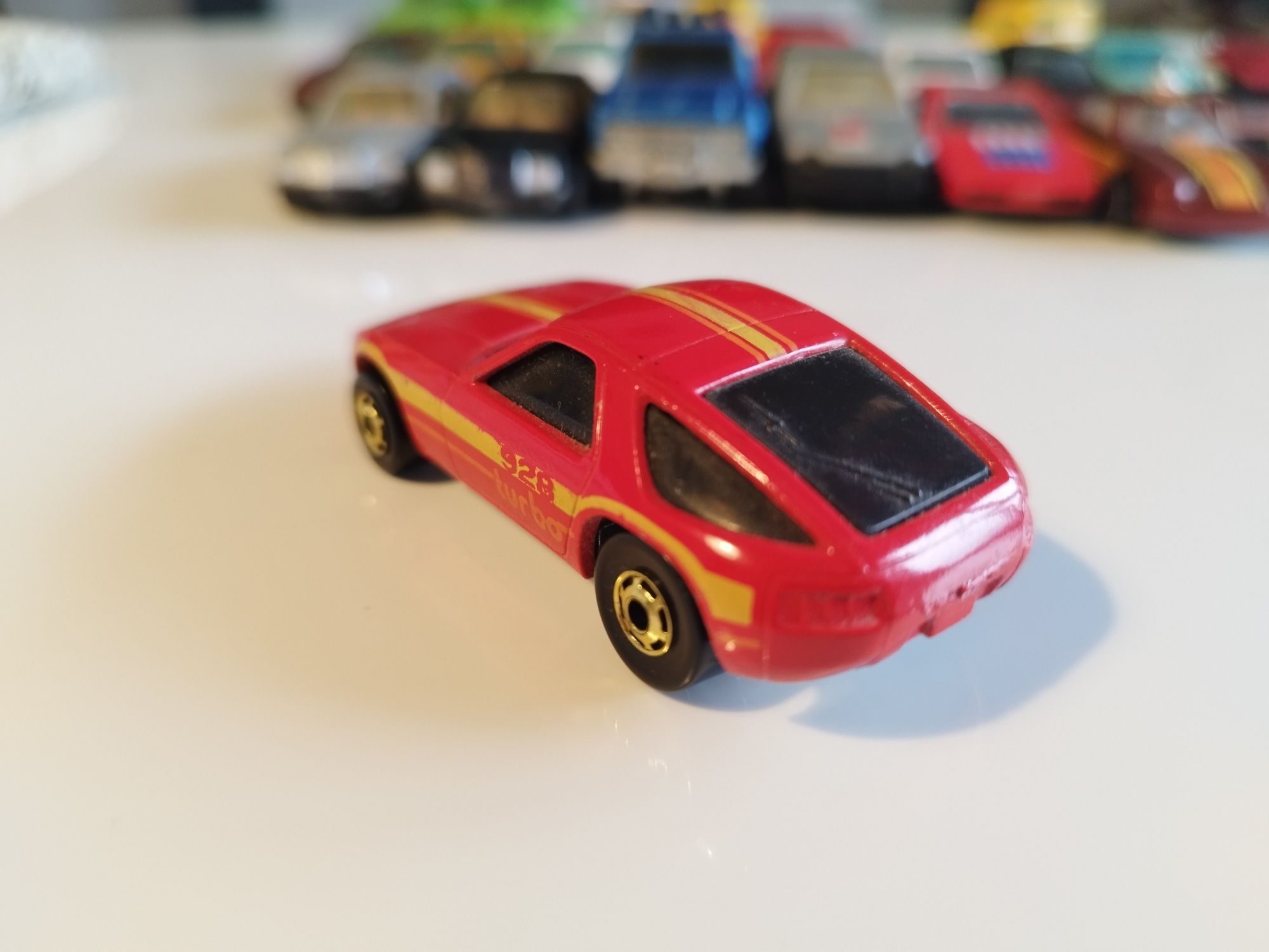 Hot Wheels Porsche 928