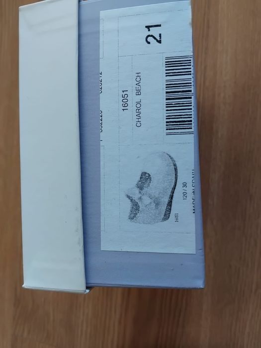 Par sapatos tinny shoes tamanho 21