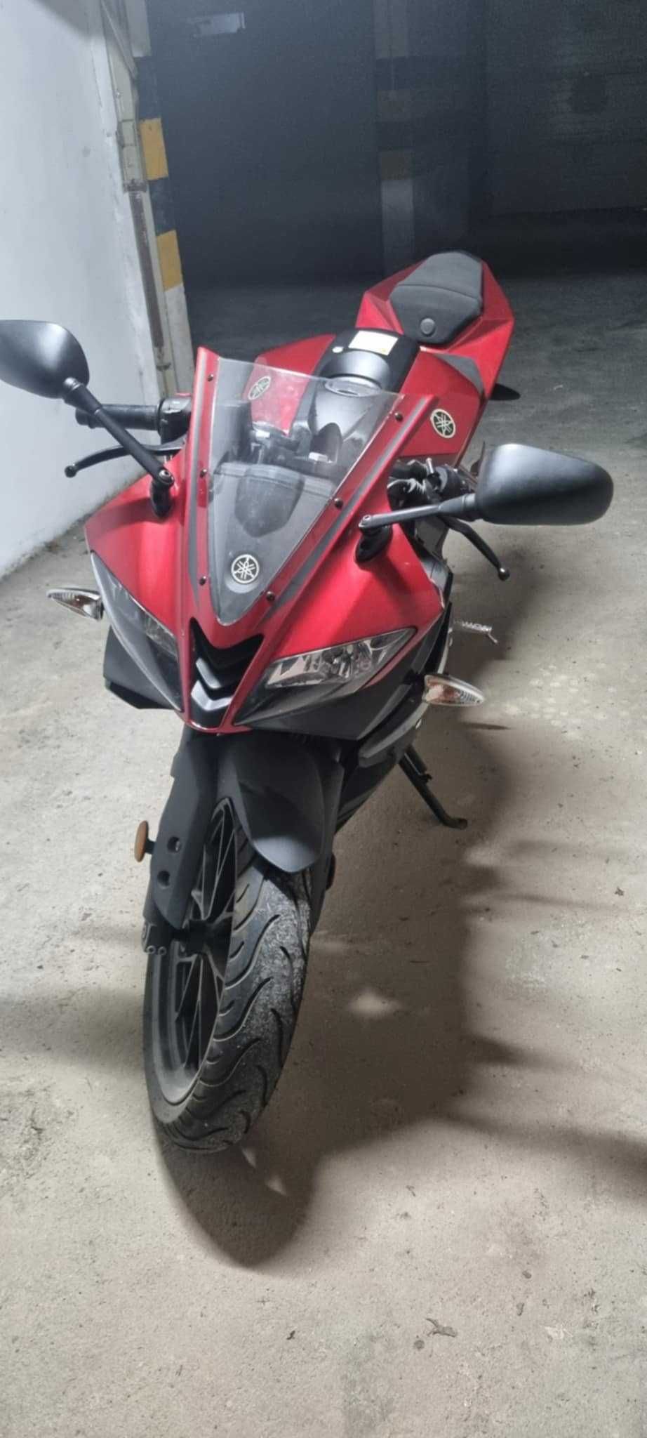 Yamaha yzf 125r 2019