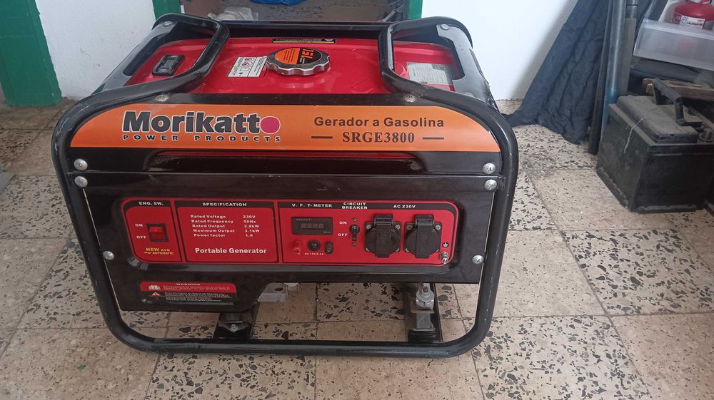 Vendo gerador com poucas horas de uso