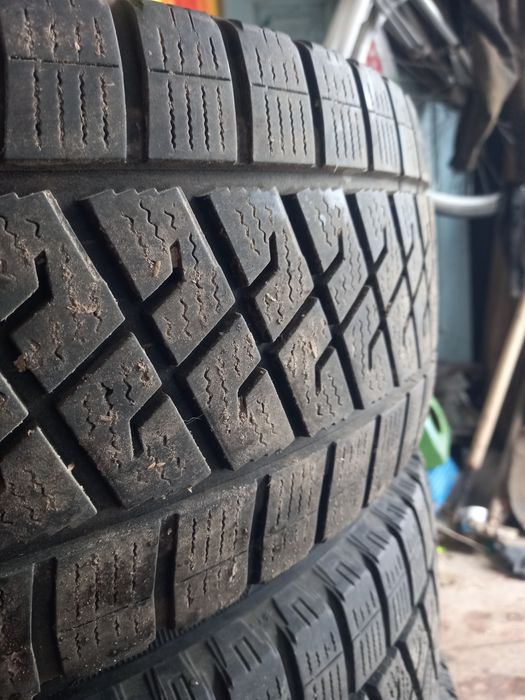 Колеса шини диски Спрінтер 903  Лт зима 225/70/15с Ласса