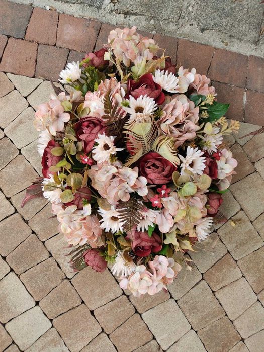 Stroik i bukiet nagrobny, funeralny, komplet na grób, kwiaty sztuczne