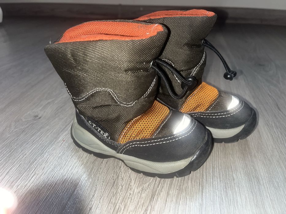 Взуття для дитини! 19 розмір! Ідеальні