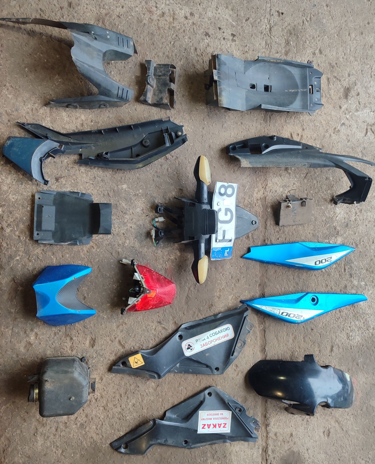 Запчастини Viper v200cr