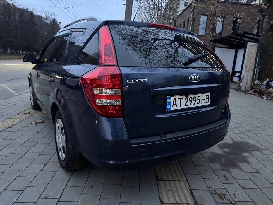 Кіа сід універсал