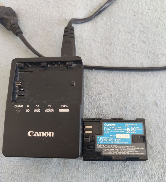 Продам Canon EOS 6D WiFi