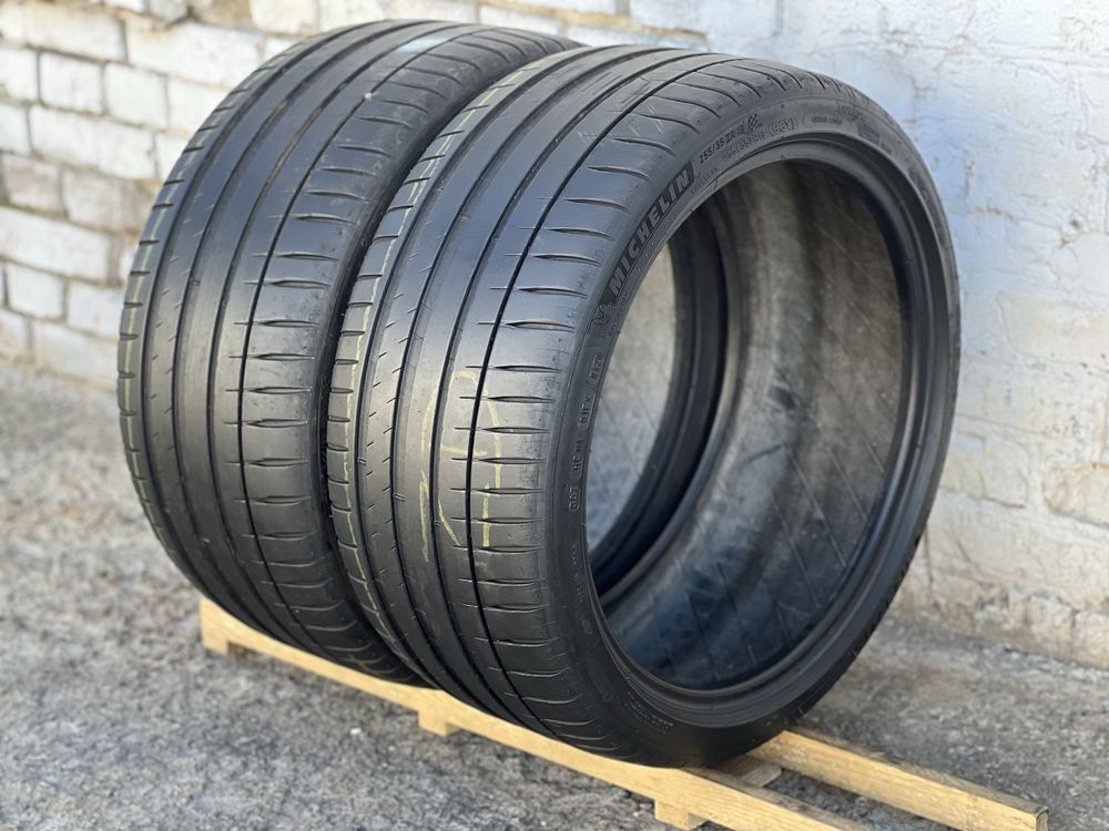 255/35 R19 Michelin Pilot Sport4 2020 рік 6мм