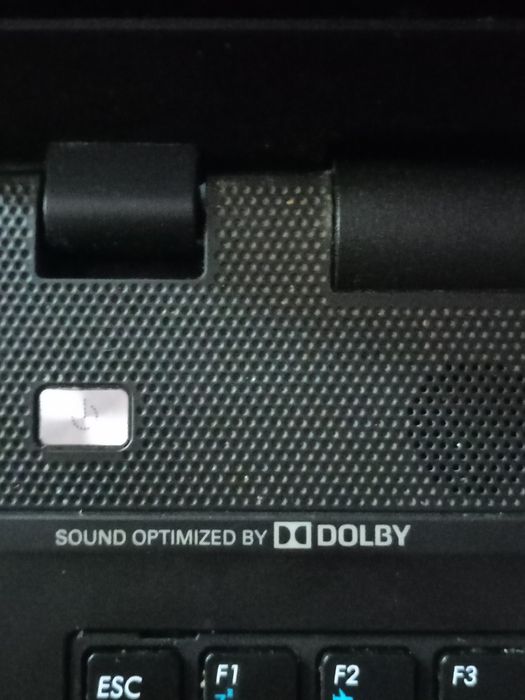 laptop Medion Erazer i5 8GB SSD