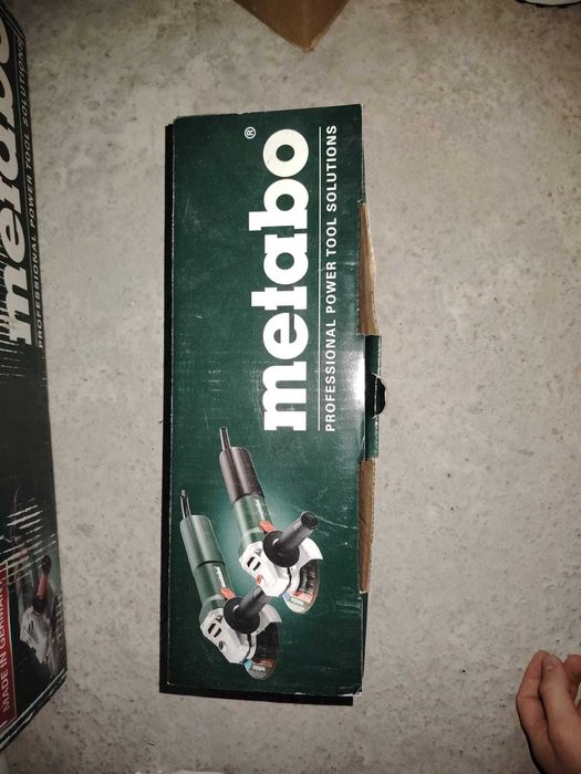 Rebarbadeira grande