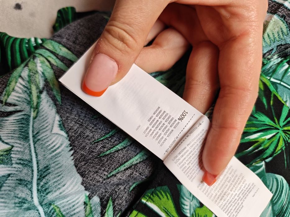 Spódnica damska plażowa House 100% wiskoza tropikalny wzór asymetryczn