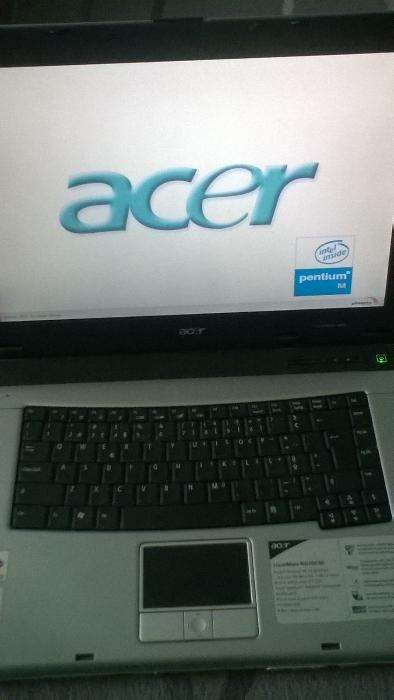 Portátil acer com carregador e bateria