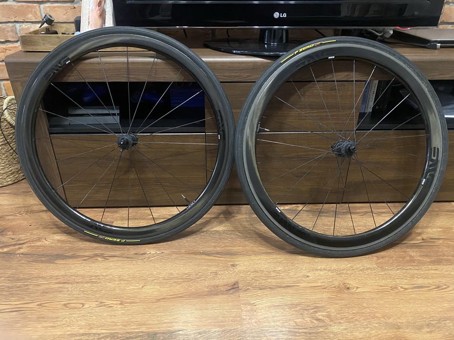 Koła karbonowe enve ses v brake